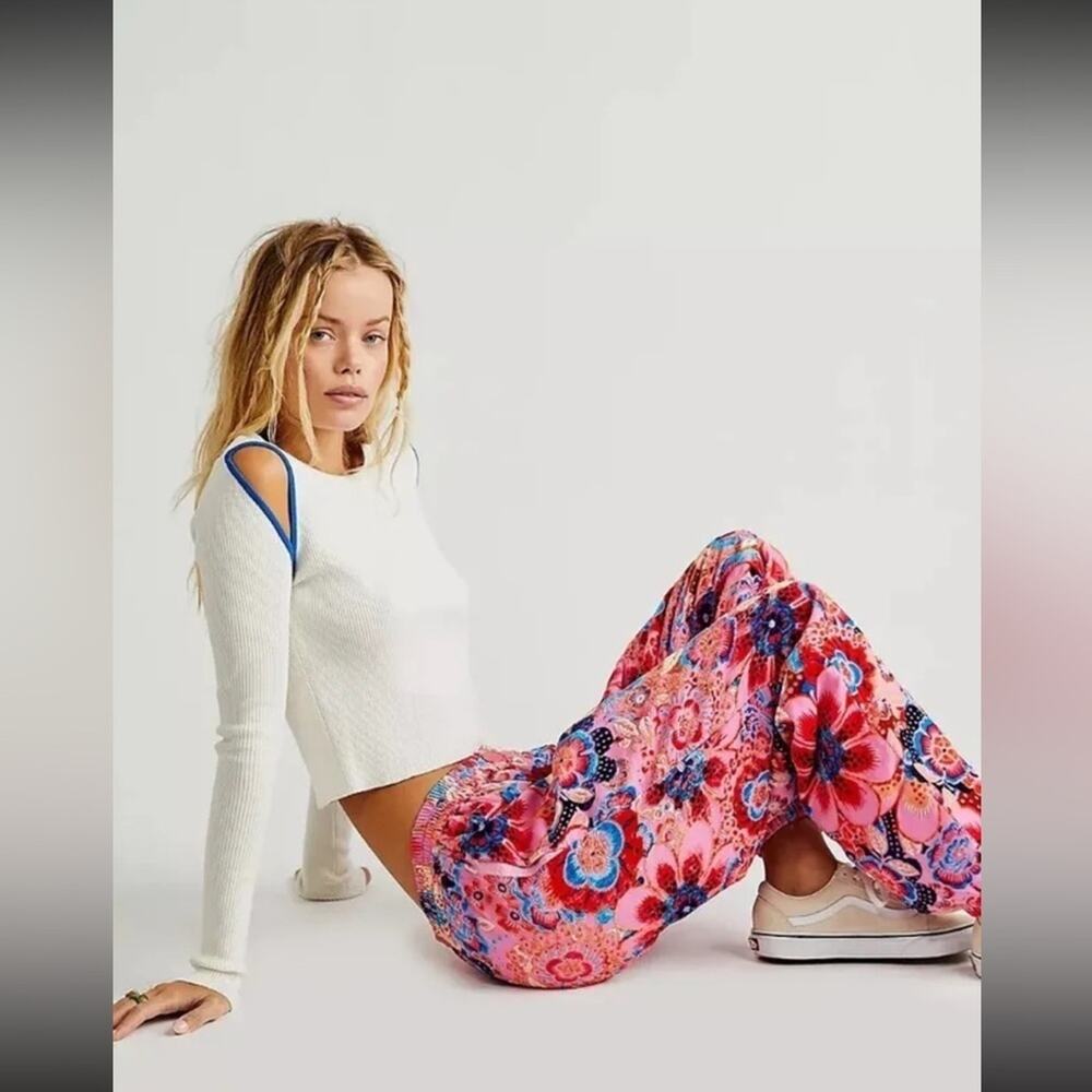 Free People Sun Valley Velvet Pants Joggers‎ Floral Print Embroidery- Small - Picture 3 of 9